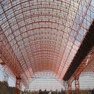 山東地區異型鋼結構與空間網架設計的關鍵技術與應用優勢